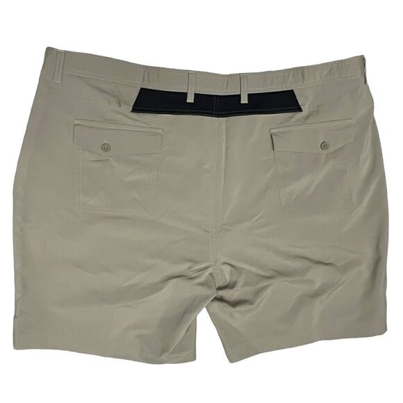 Roundtree & Yorke Performance Shorts Men’s 48 Tan  Pockets Stretch Flat Front - Picture 3 of 9
